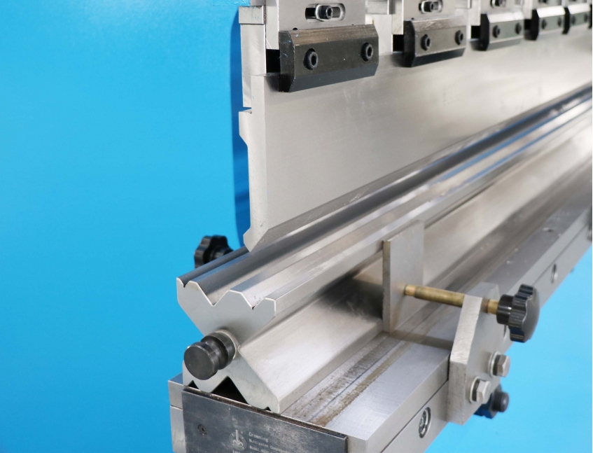 WE67Y-160T4000 Hydraulic Press Brake
